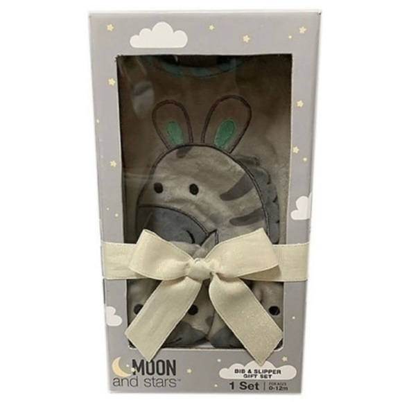 NIB. MOON AND STARS Zebra Bib & Slipper Set - Picture 1 of 7